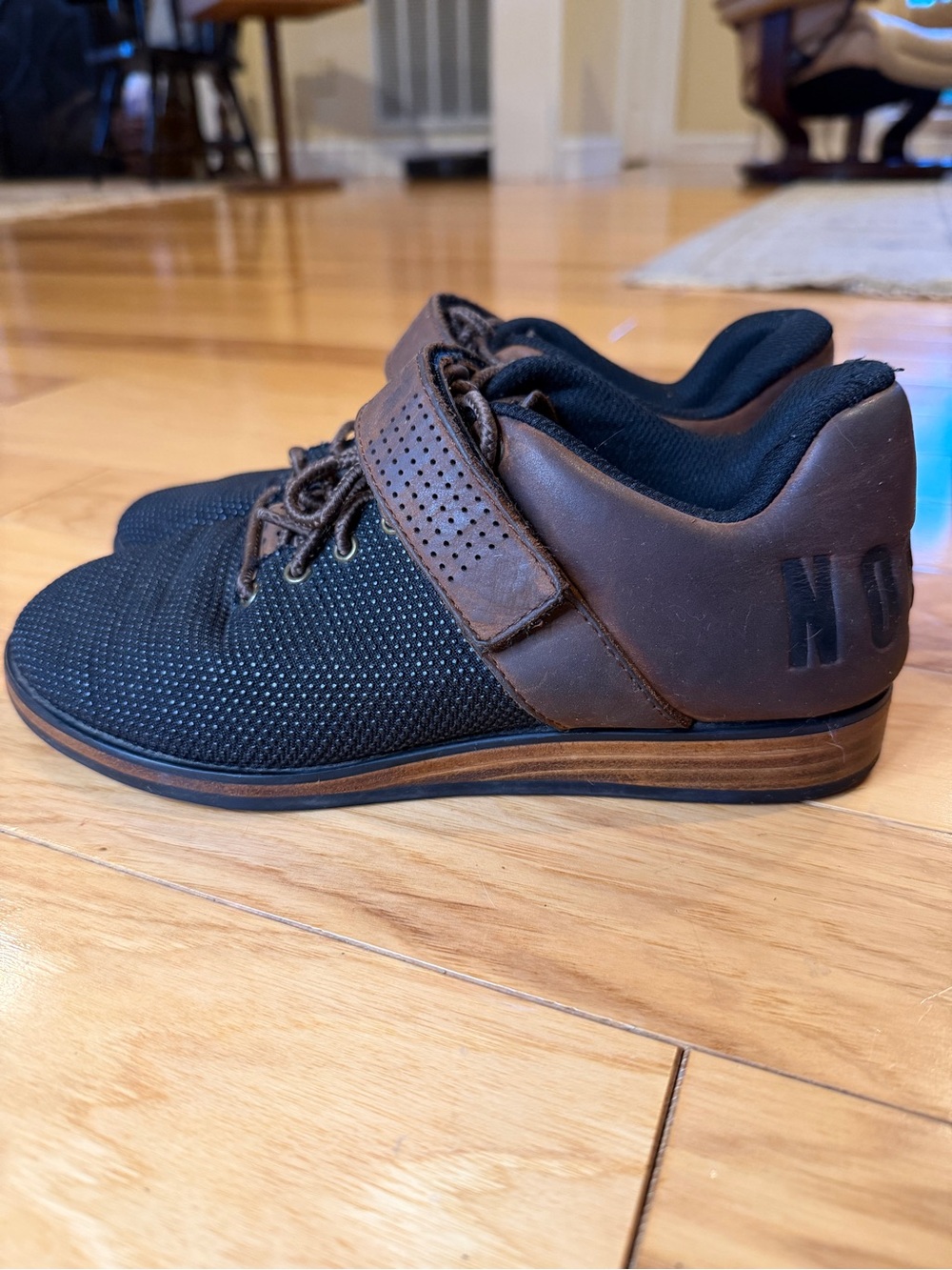 NOBULL Leather Lifter Weightlifting Shoes Women Size 6 Black Brown Stacked Heel